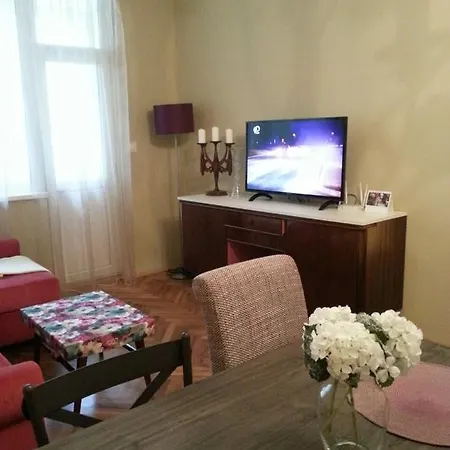 Florata * Μπουργκάς