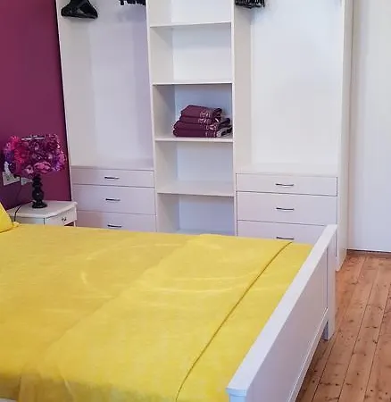 Διαμέρισμα Florata *